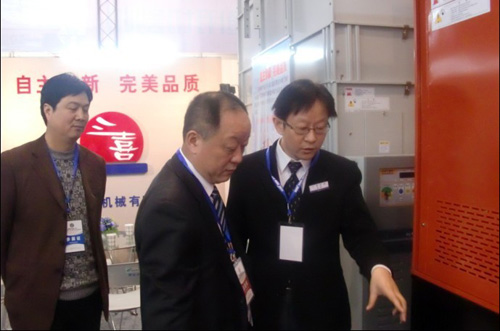2011第六届中国（江苏）国际农业机械展览会报道